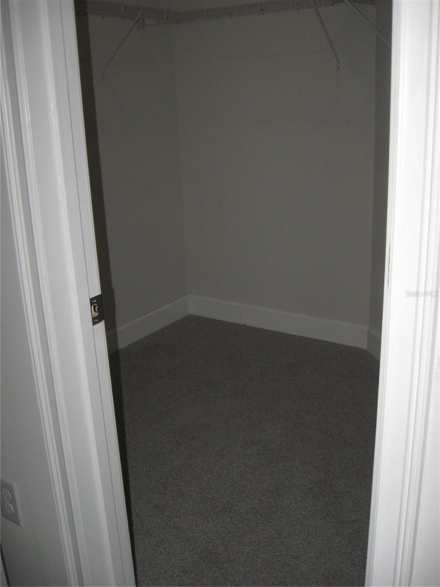 PRESERVE/LAUREL LAKE - Residential