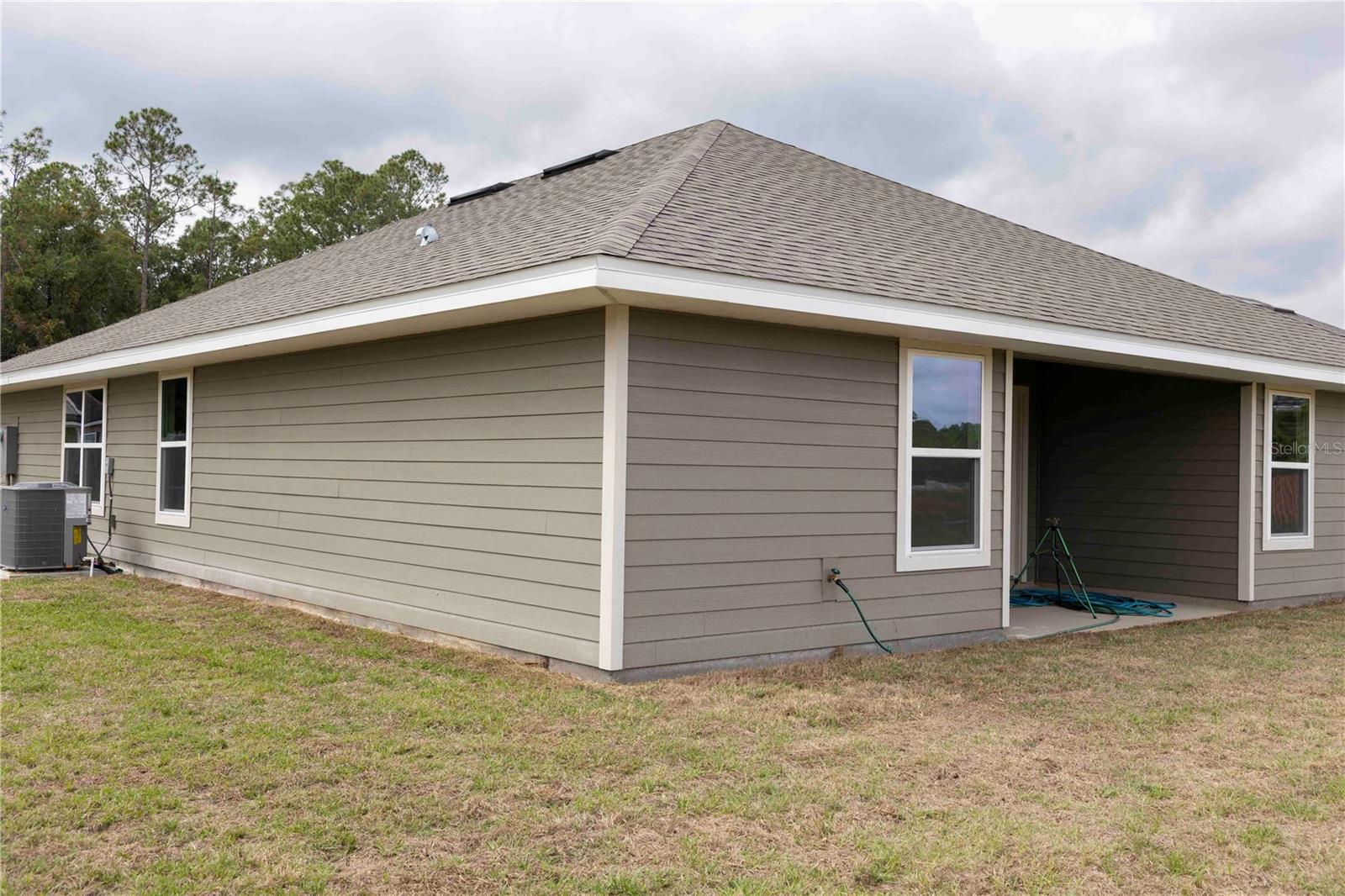 PRESERVE/LAUREL LAKE - Residential