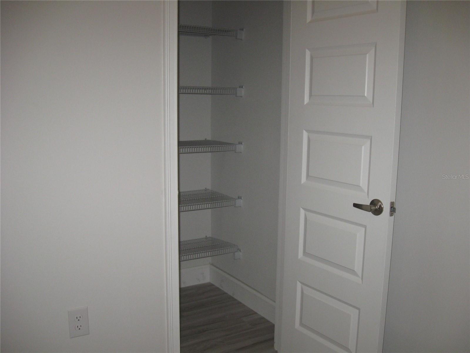 PRESERVE/LAUREL LAKE - Residential