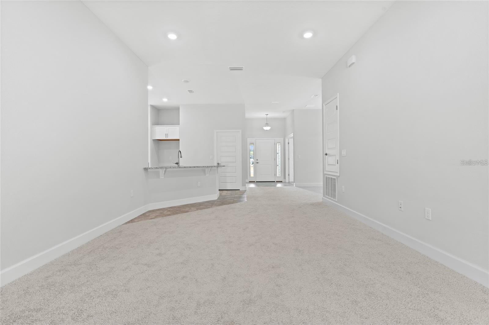 PRESERVE/LAUREL LAKE - Residential