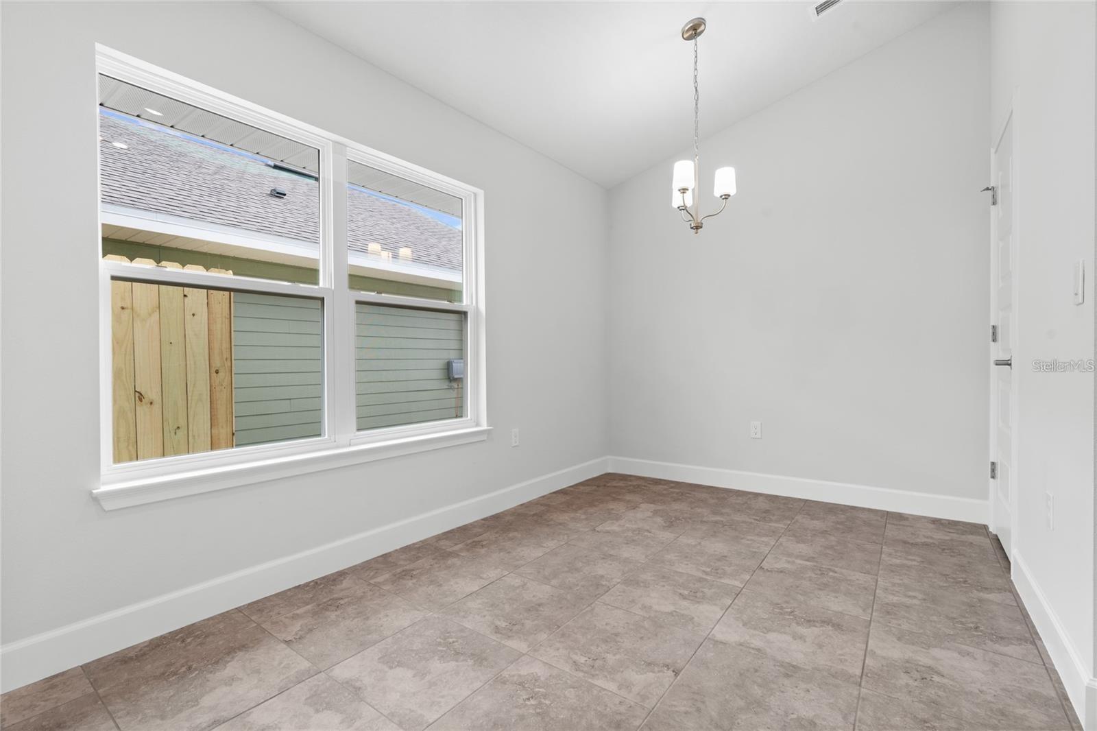 PRESERVE/LAUREL LAKE - Residential