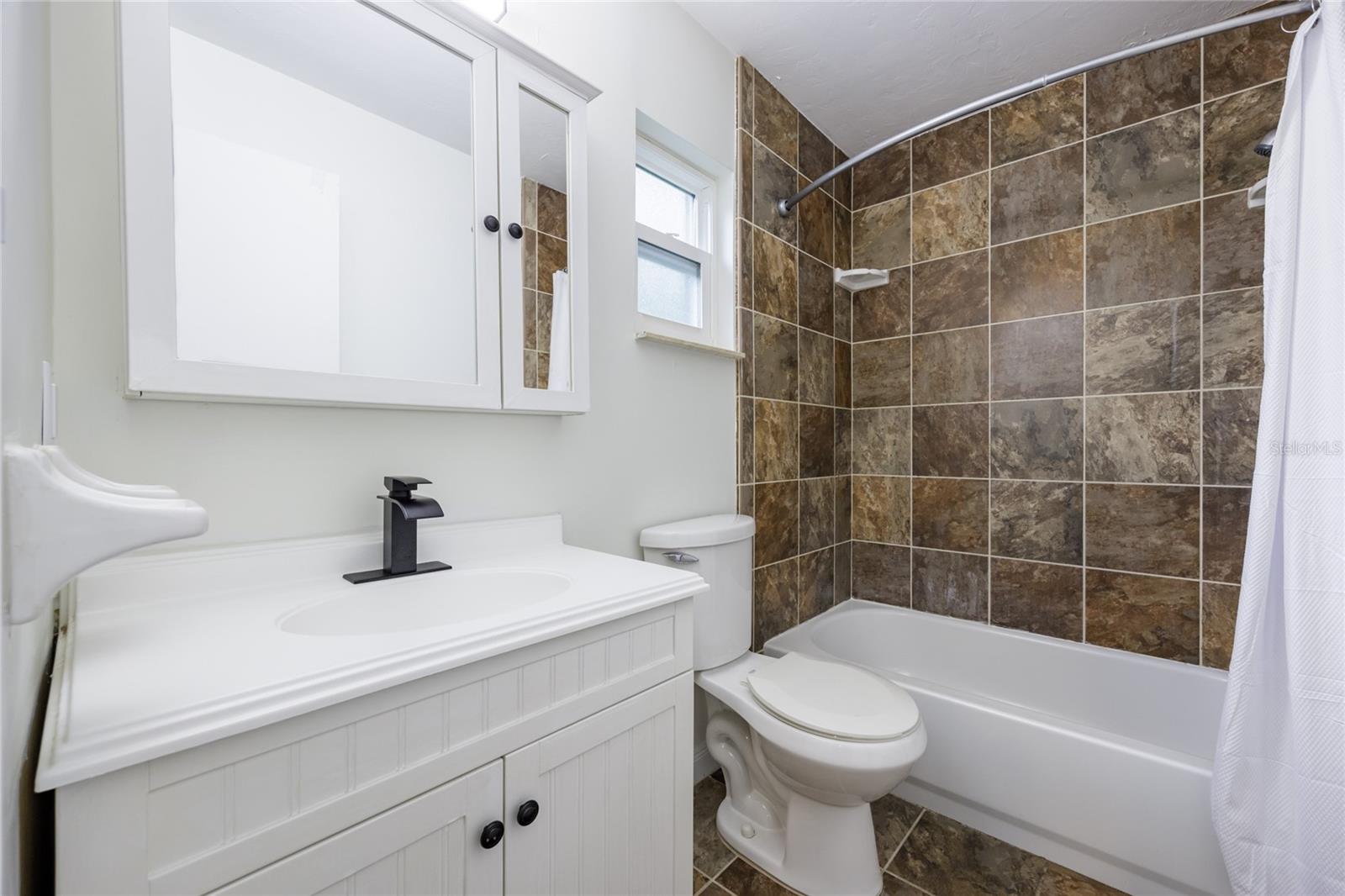 VALWOOD UNIT 2 - Residential
