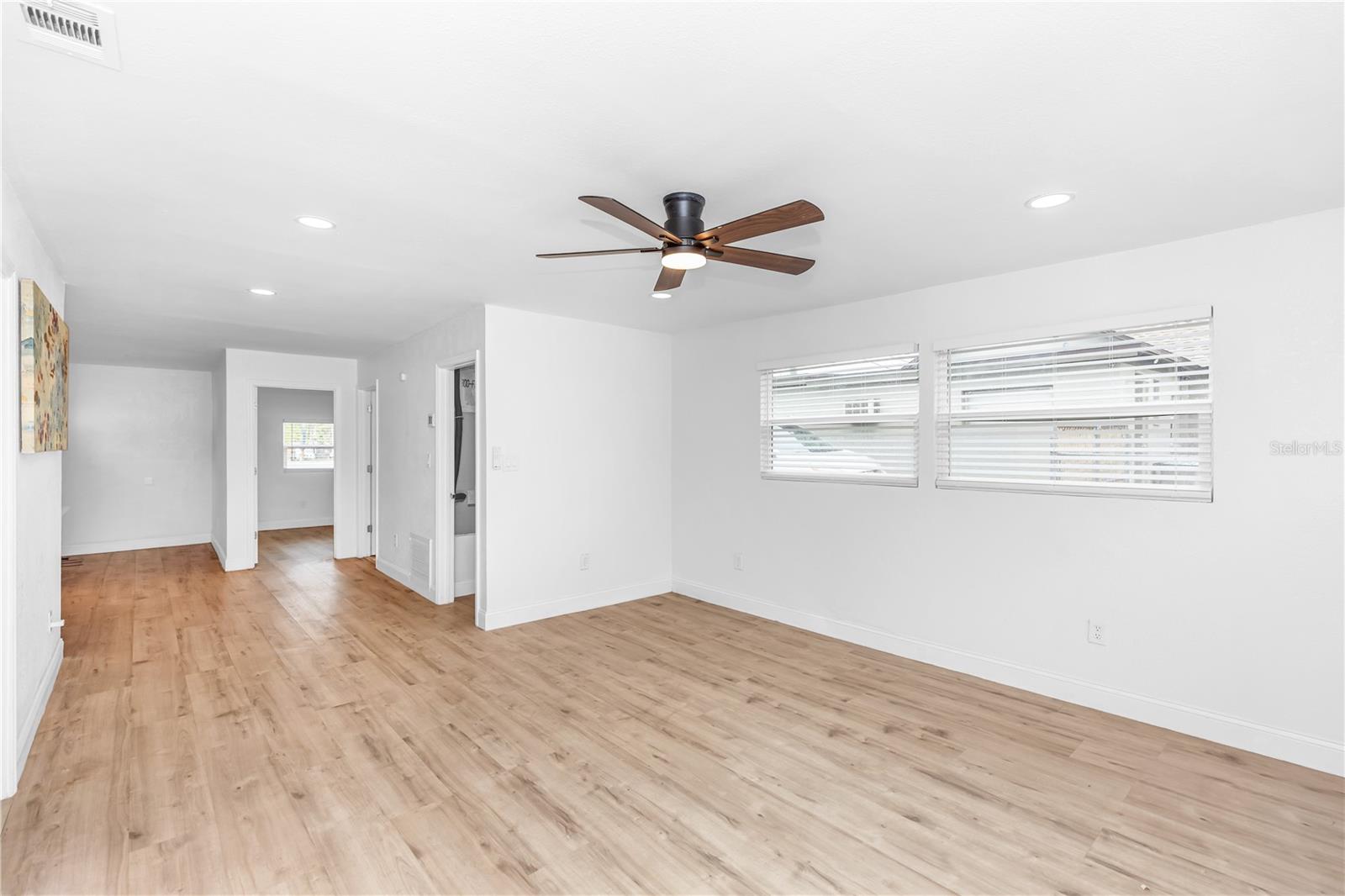 SPORTSMANS PARADISE - Residential