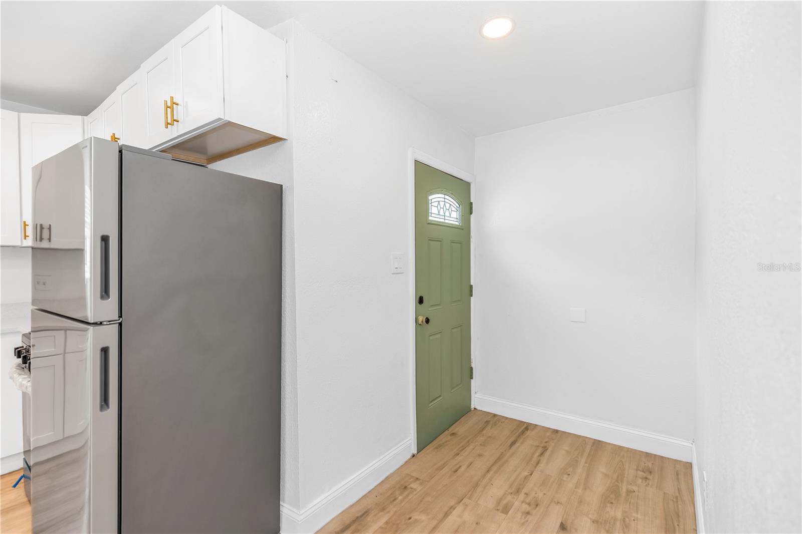 1262 SEMINOLA BOULEVARD