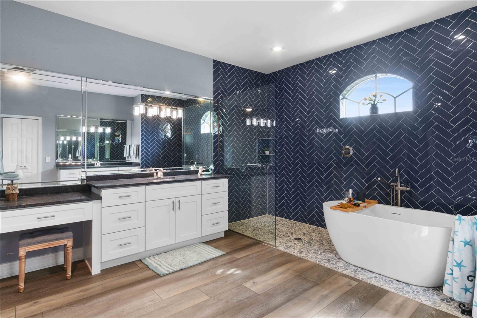 PUNTA GORDA ISLES SEC 05 - Residential