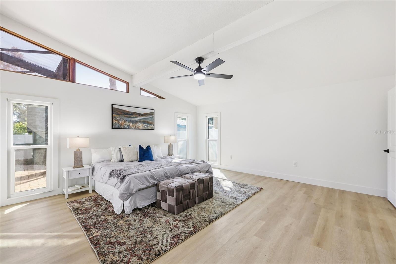 SUN-LIT SHORES - Residential