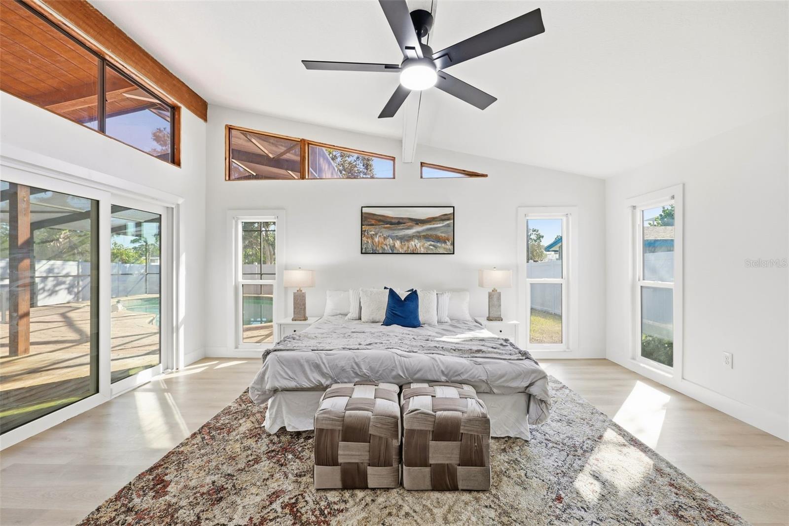 SUN-LIT SHORES - Residential