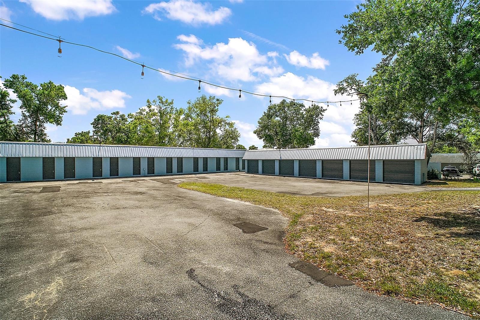 651 W DESOTO STREET