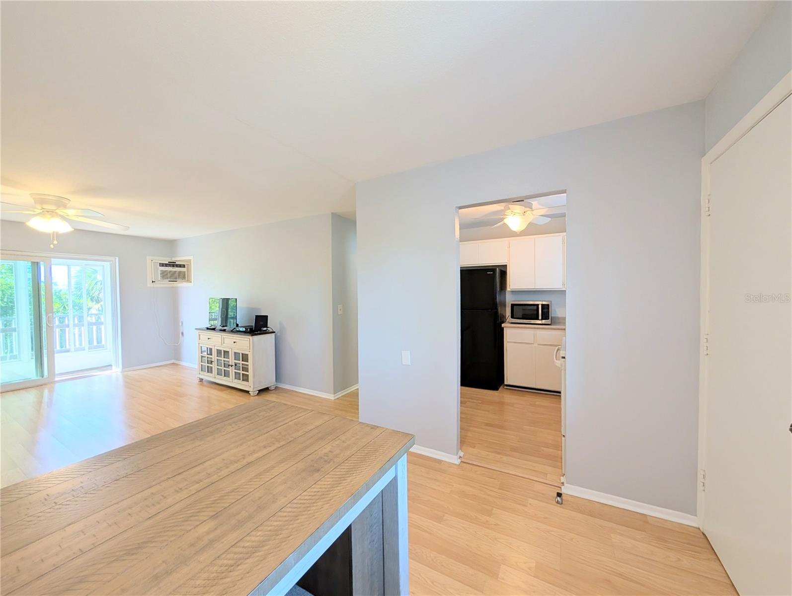 BAYSHORE GARDENS APTS 5 - Residential