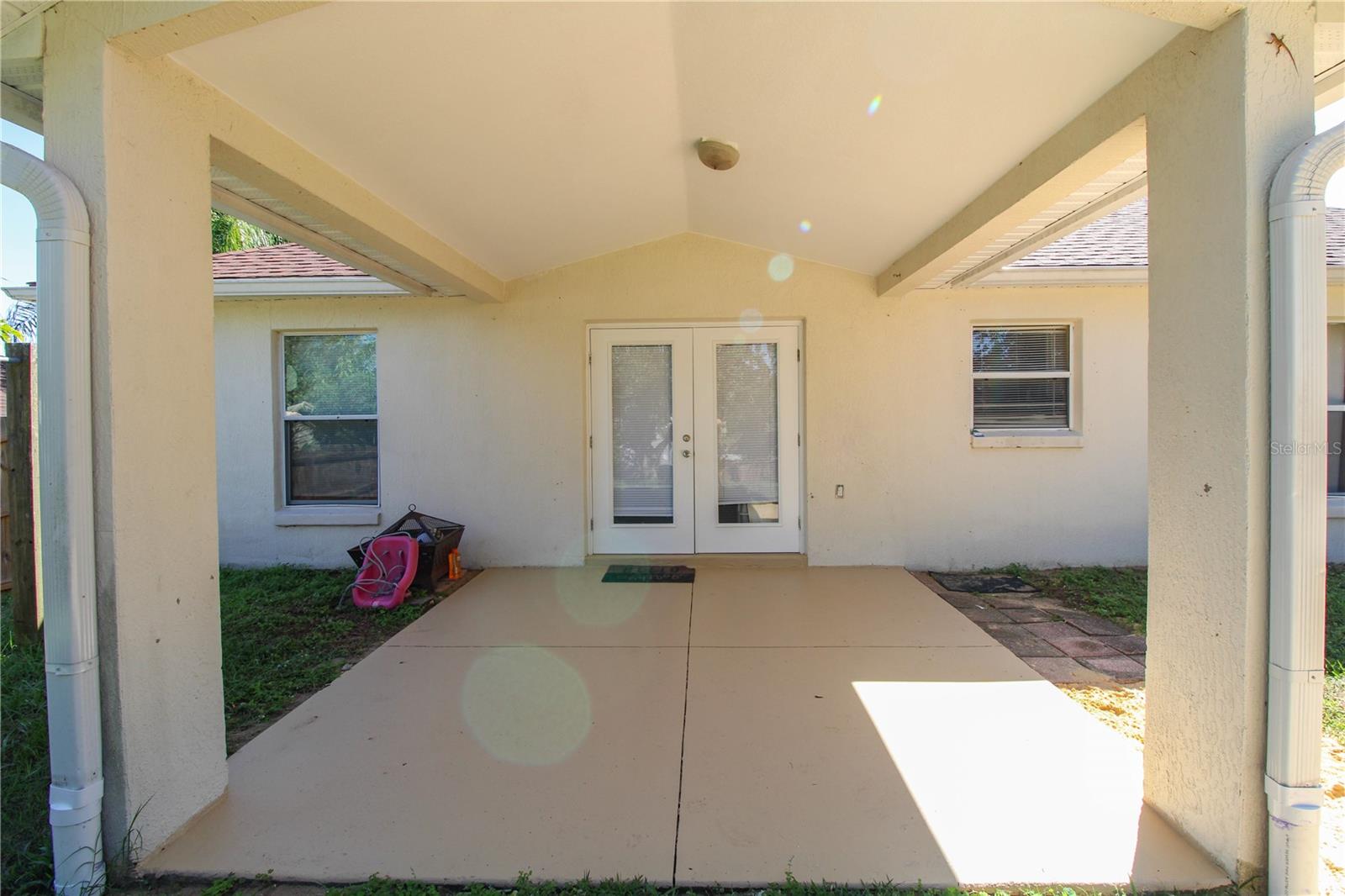 LOUISA POINTE PH V SUB - Residential Lease