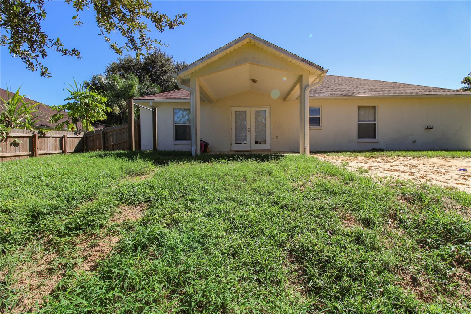 LOUISA POINTE PH V SUB - Residential Lease