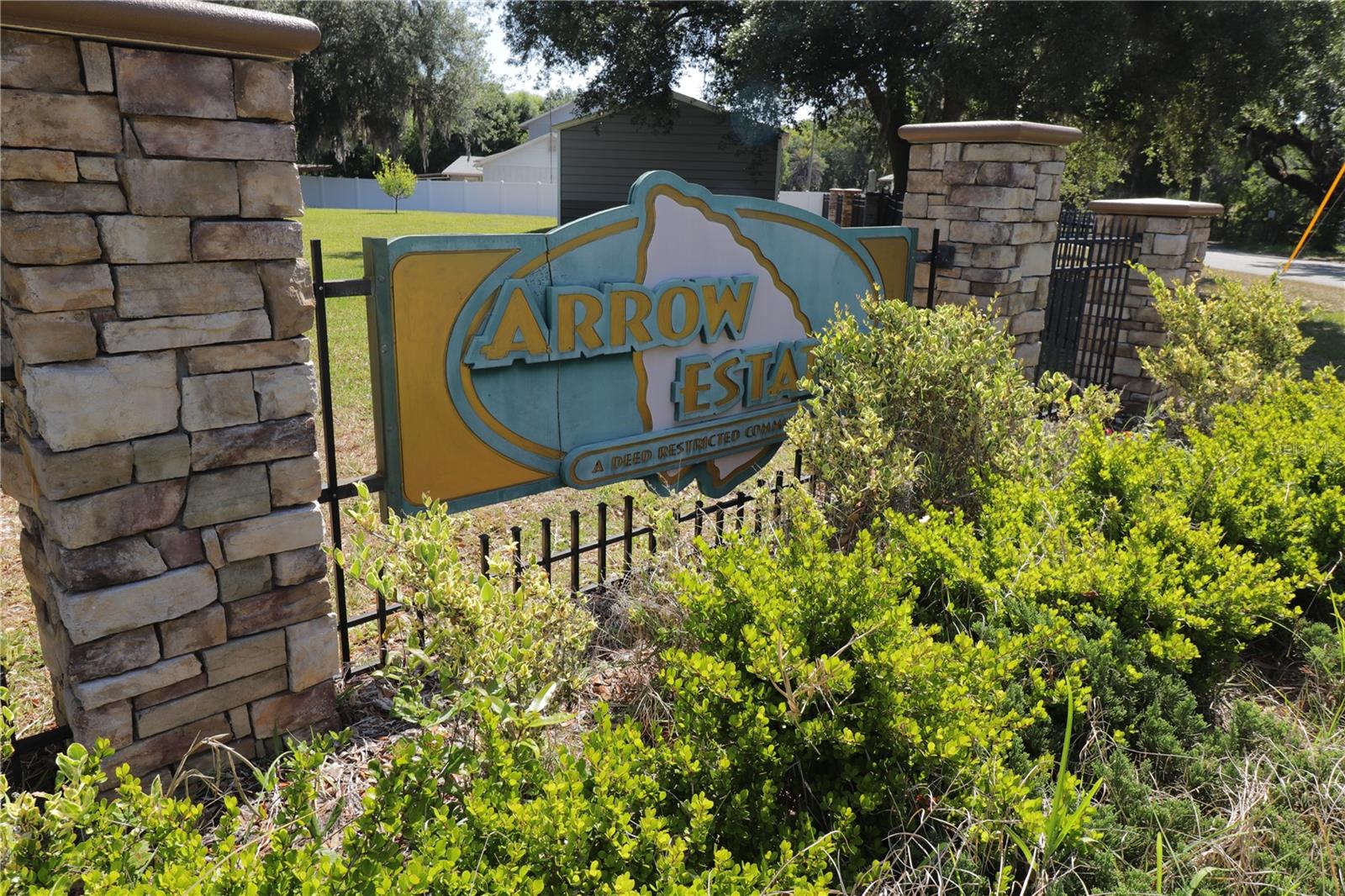 ARROW ESTATES - Land