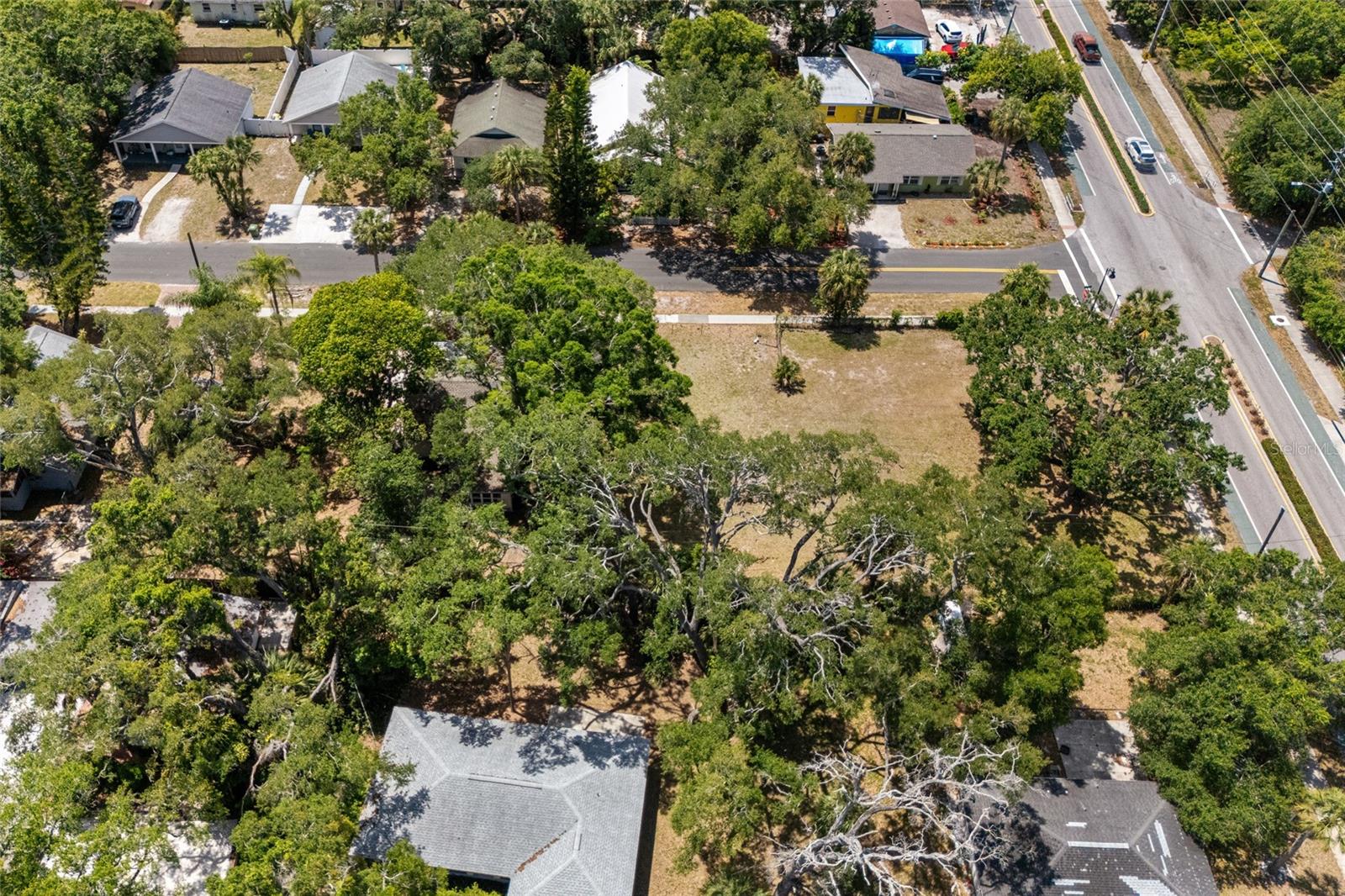 NORTH RIVERSIDE PARK - Land