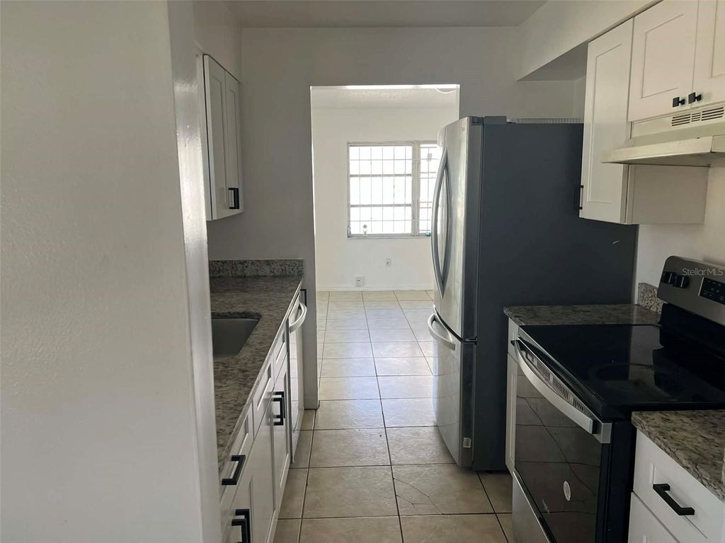 Photo of 1662 Cresthaven Avenue, Orlando, FL 32811 (MLS # S5143837)