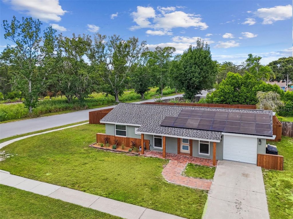 Photo of 1000 Hollywood Avenue, Clearwater, FL 33759 (MLS # TB8413899)