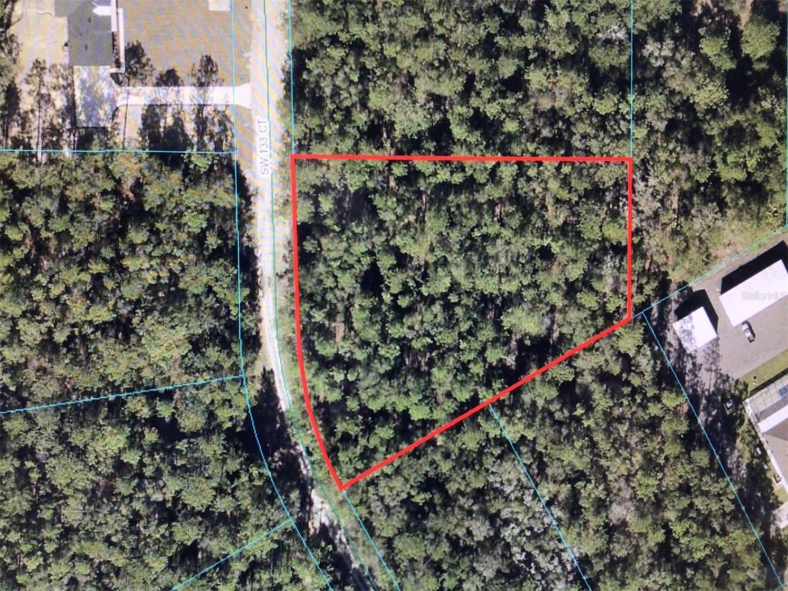 GREAT OPPORTUNITY FOR A LARGER LOT IN ROLLING HILLS, JUST OFF A PAVED ROAD. HORSE WORLD NEARBY AND ON THE WEST THE RAINBOW RIVER.