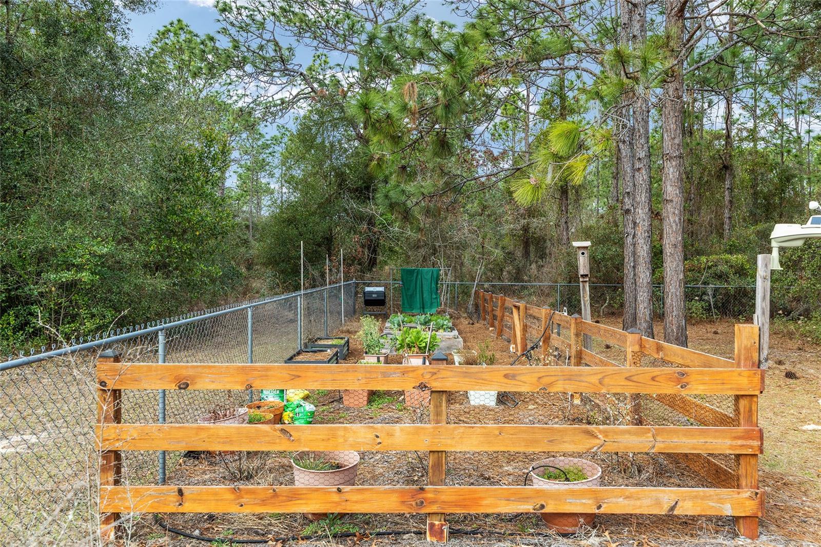 CITRUS SPGS UNIT 10 - Residential