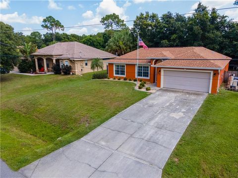 A home in NORTH PORT