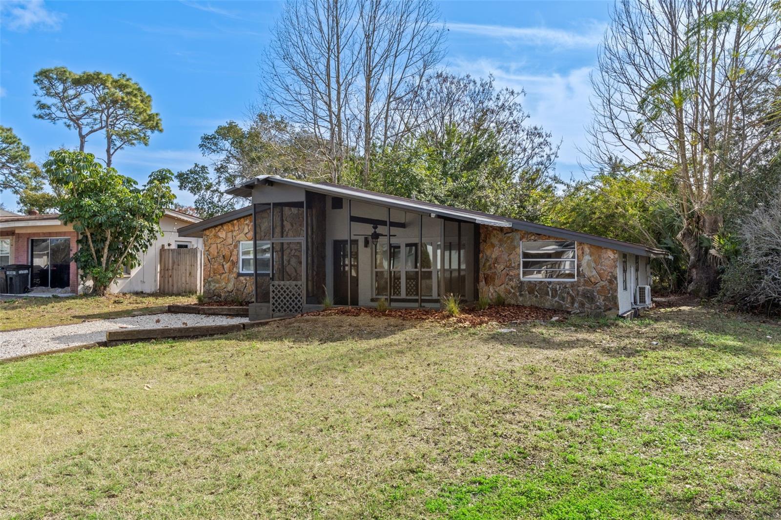 GULF HIGHLANDS - Residential