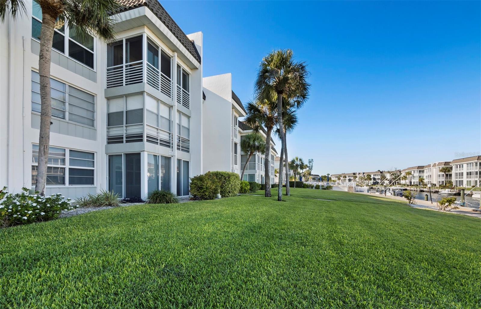 LONGBOAT HARBOUR - Residential