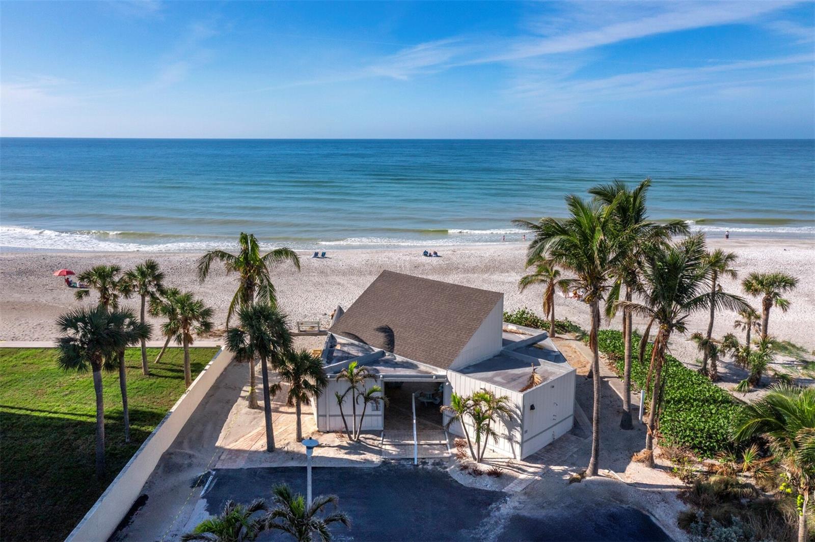 LONGBOAT HARBOUR - Residential