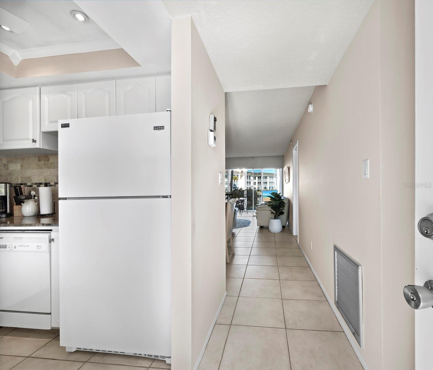 LONGBOAT HARBOUR - Residential