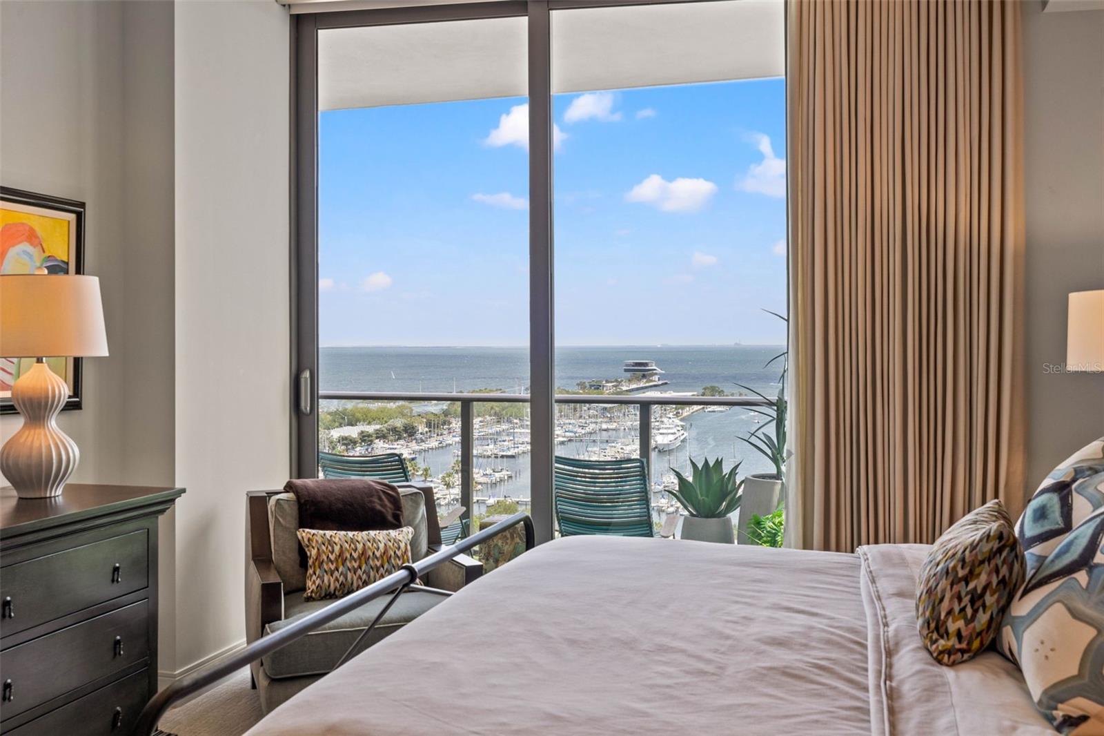 ONE ST. PETERSBURG - Residential