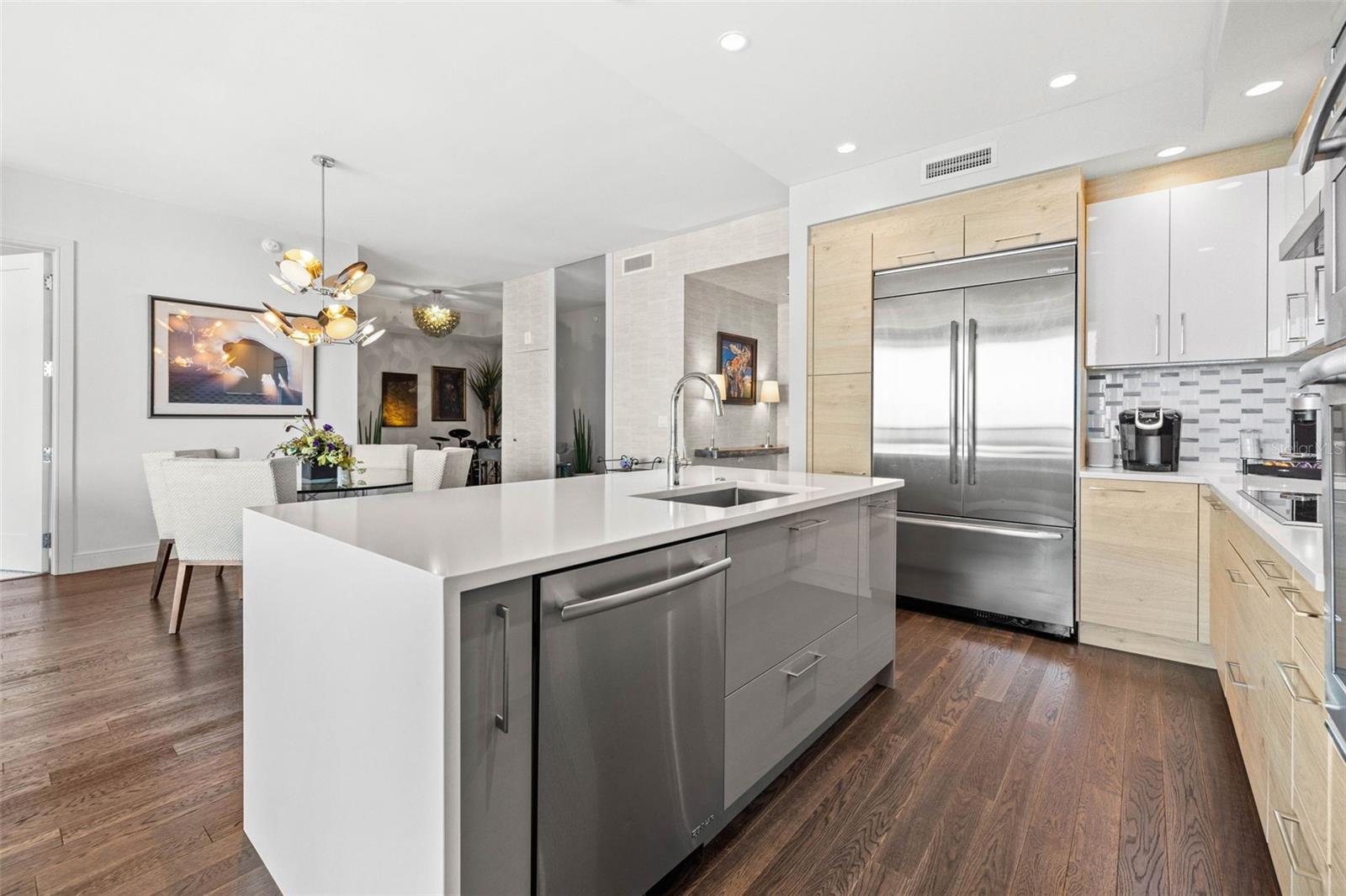 ONE ST. PETERSBURG - Residential