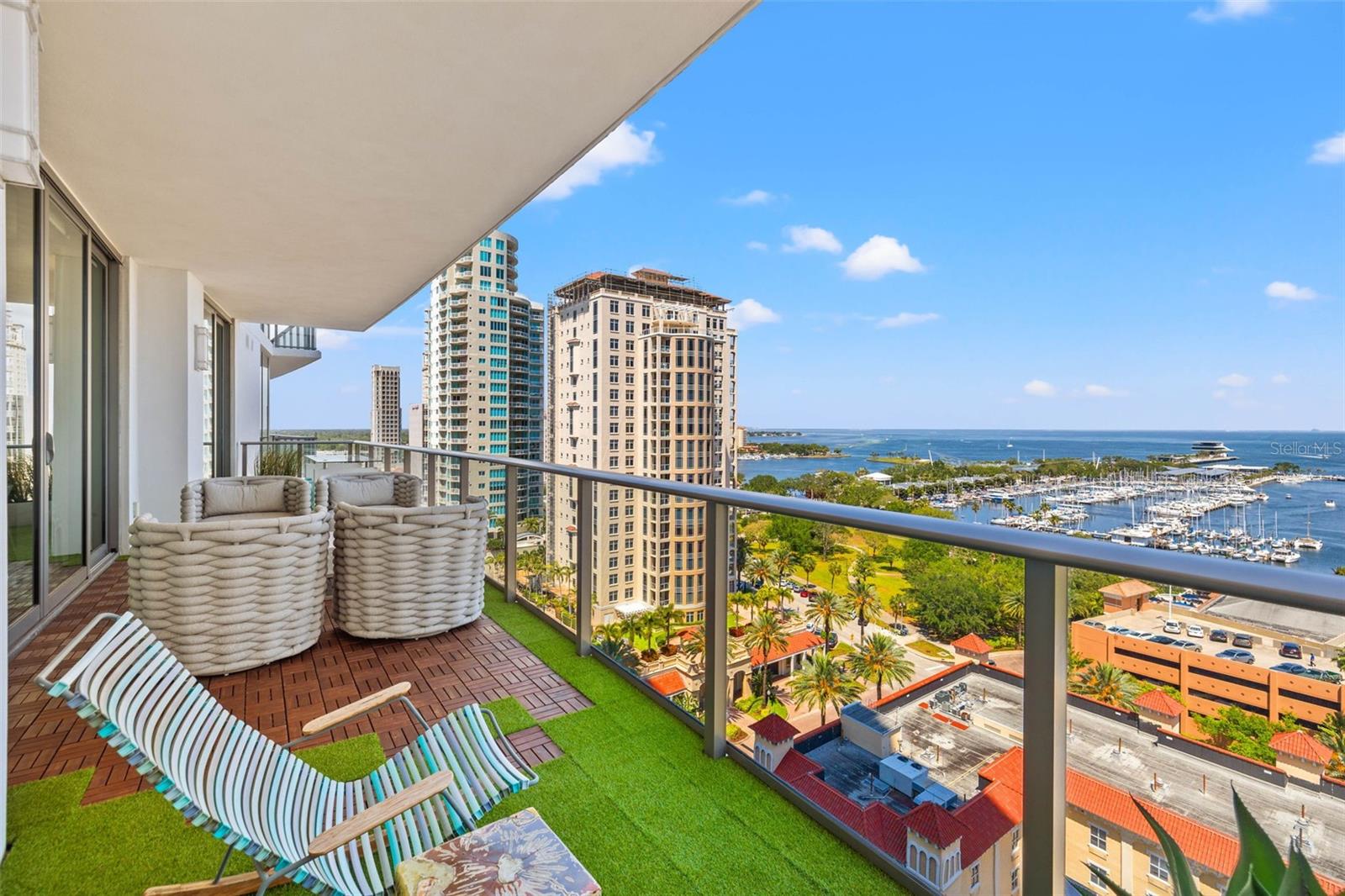 ONE ST. PETERSBURG - Residential