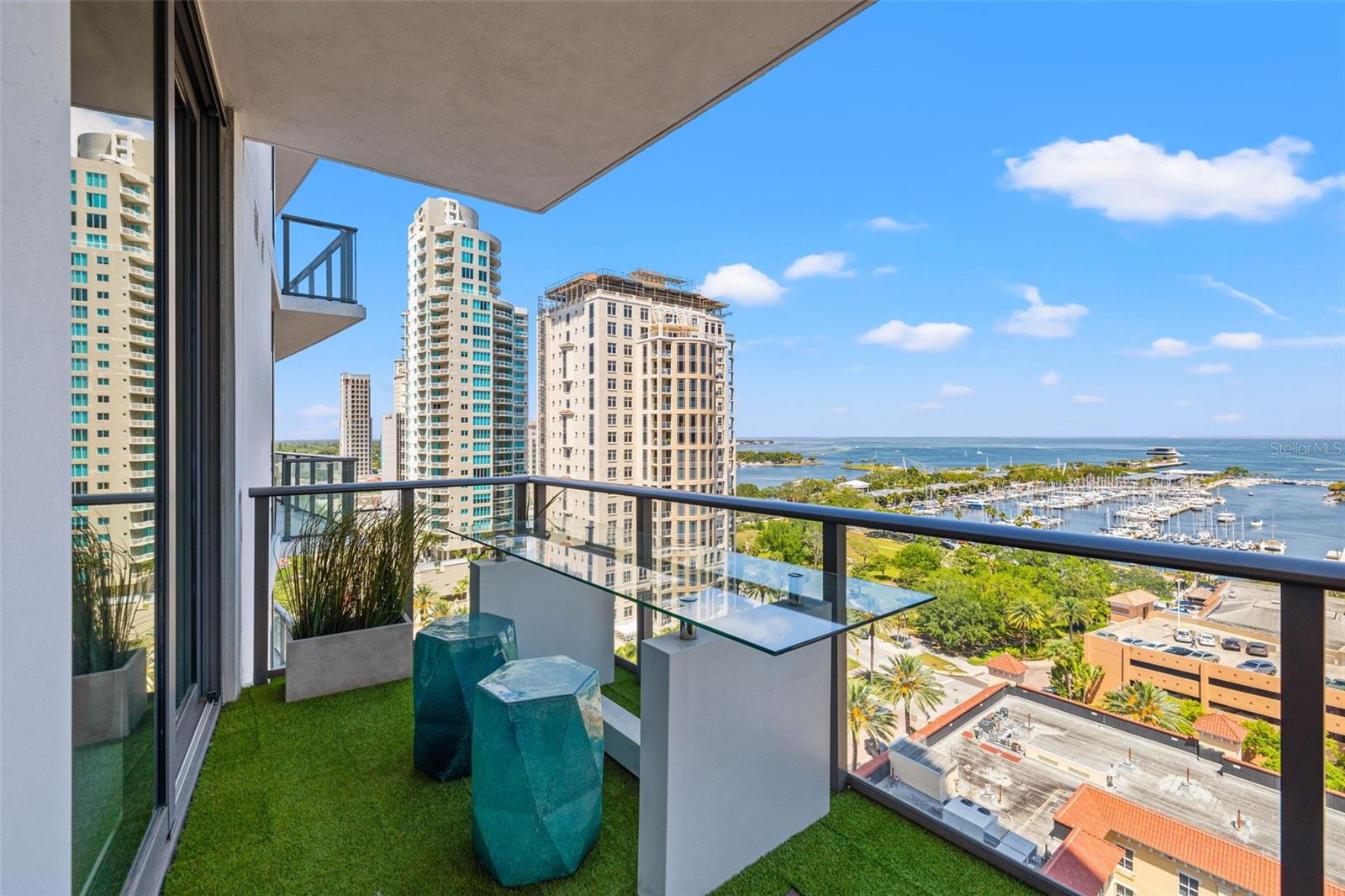 ONE ST. PETERSBURG - Residential