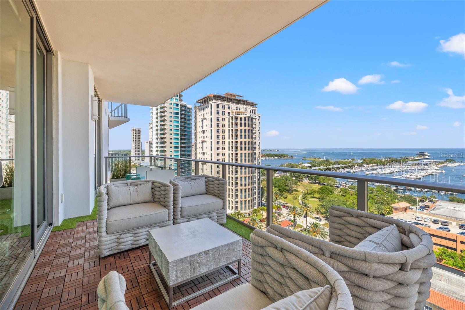 ONE ST. PETERSBURG - Residential