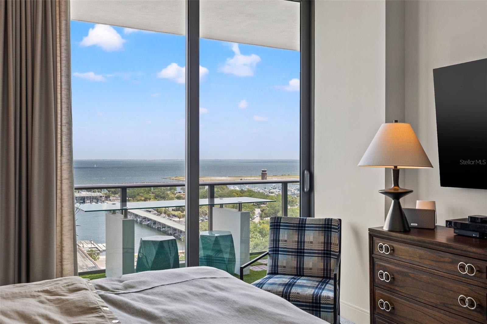 ONE ST. PETERSBURG - Residential