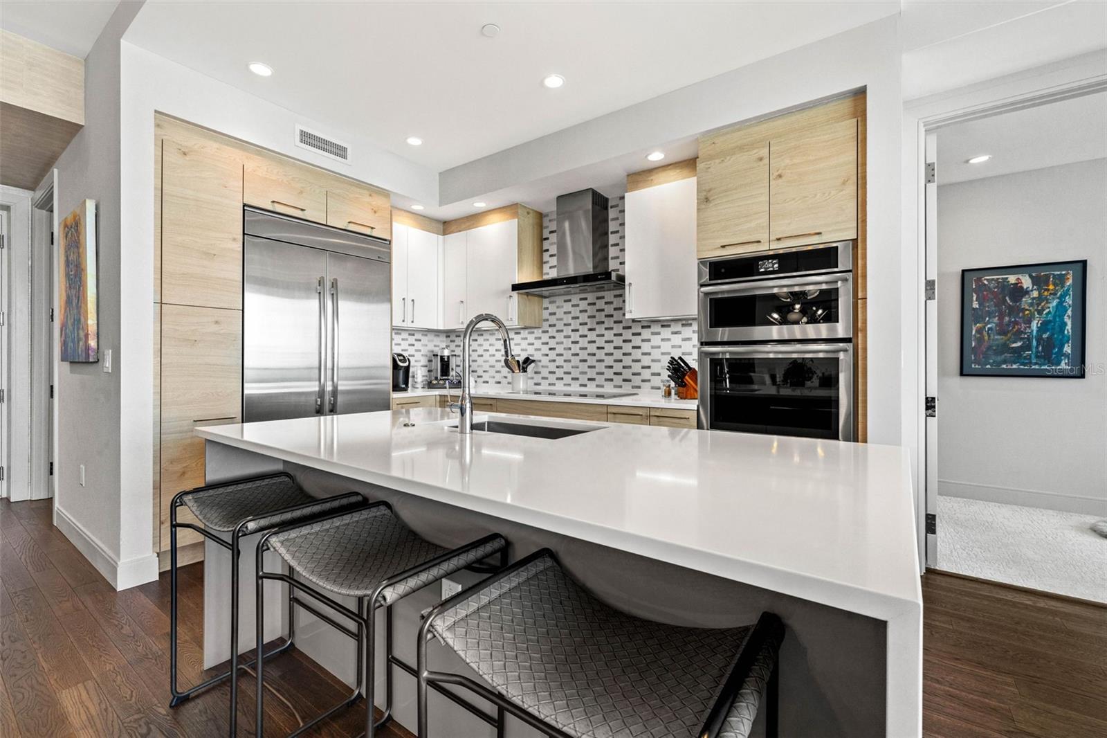 ONE ST. PETERSBURG - Residential