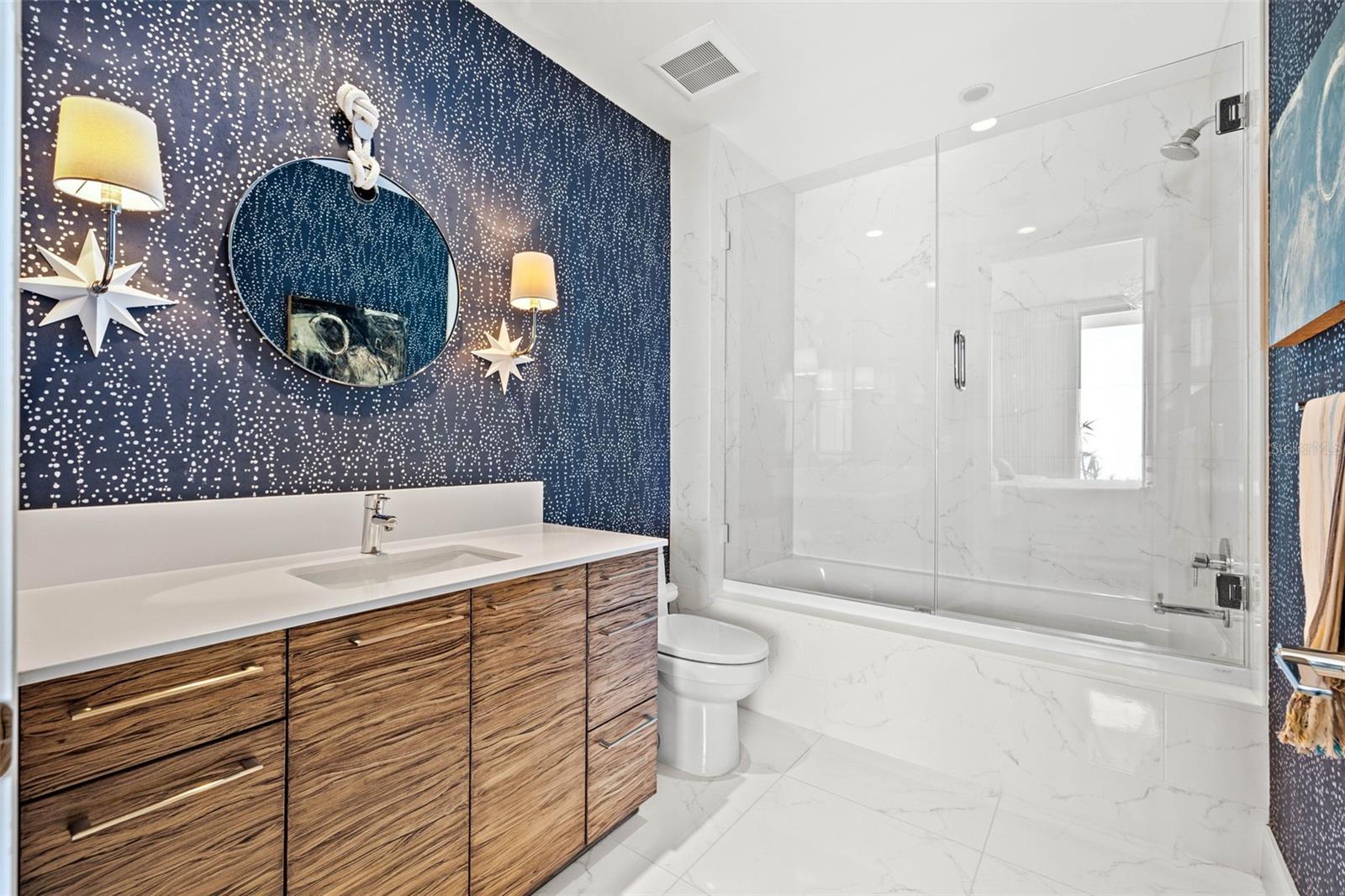 ONE ST. PETERSBURG - Residential