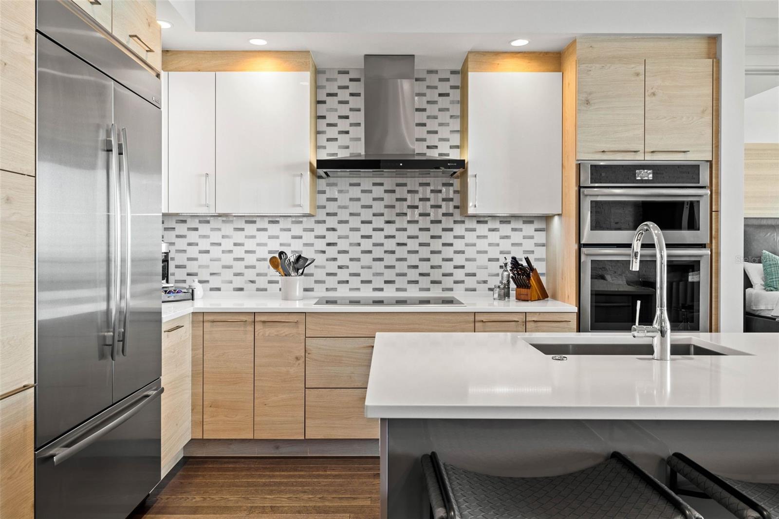 ONE ST. PETERSBURG - Residential