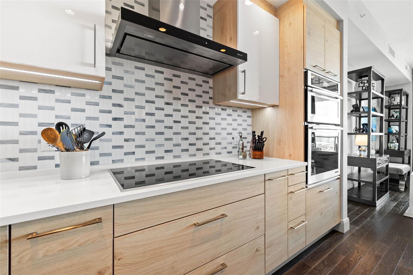 ONE ST. PETERSBURG - Residential