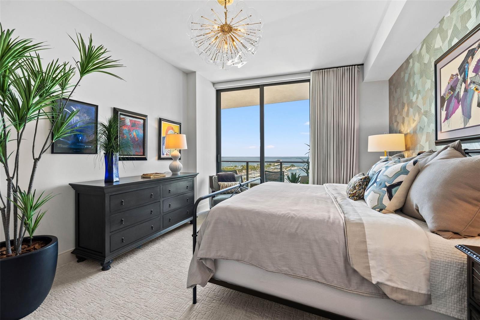 ONE ST. PETERSBURG - Residential