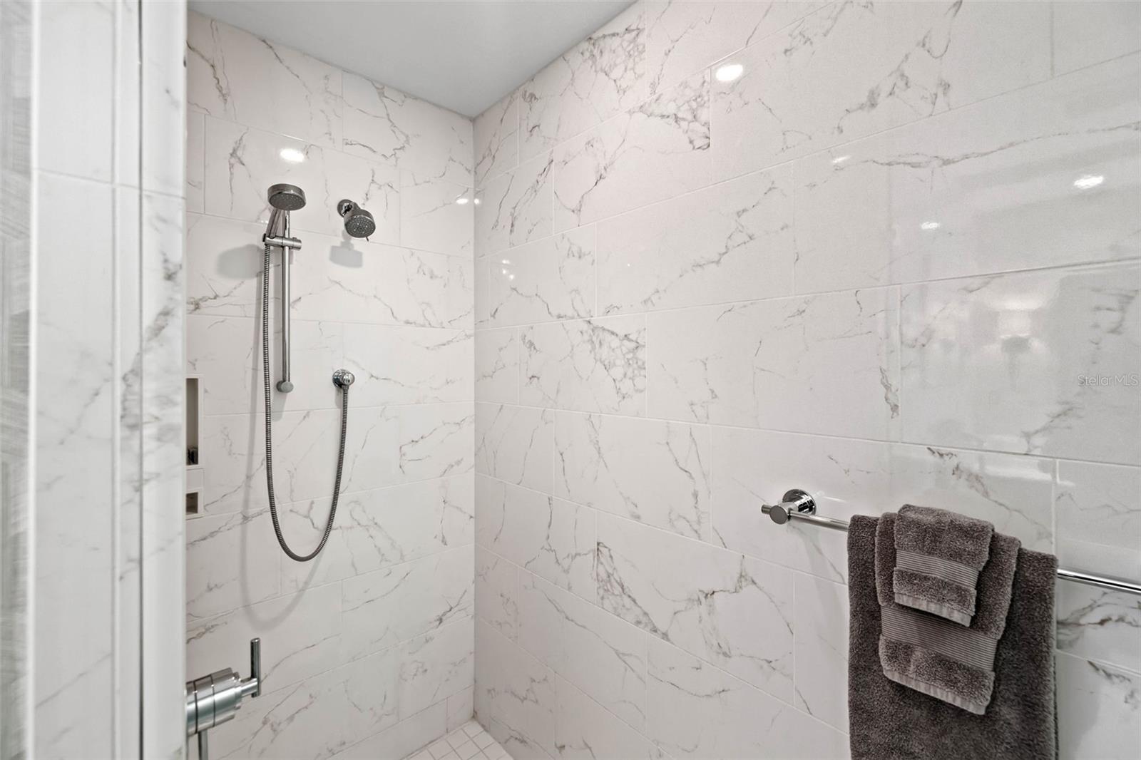 ONE ST. PETERSBURG - Residential