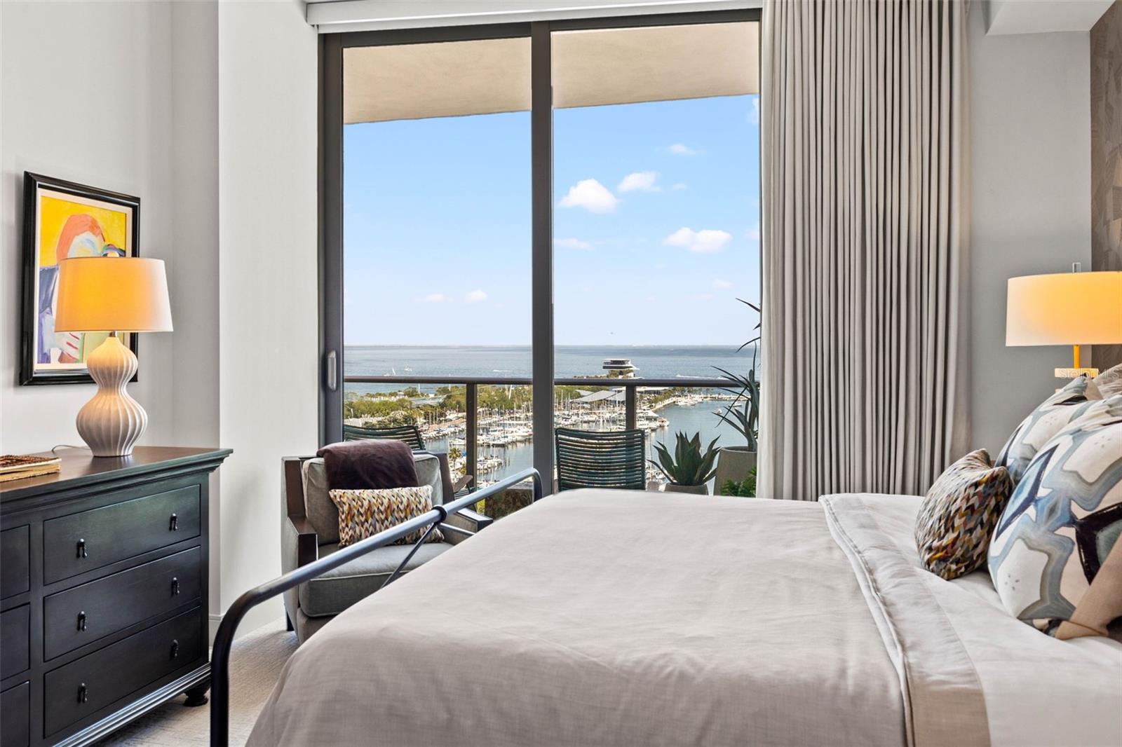 ONE ST. PETERSBURG - Residential