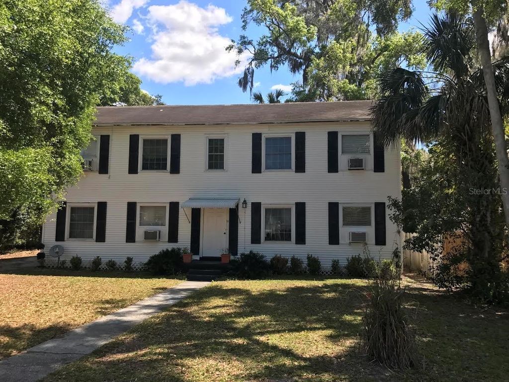 Photo of 111 Stewart Avenue, Deland, FL 32720 (MLS # V4948838)