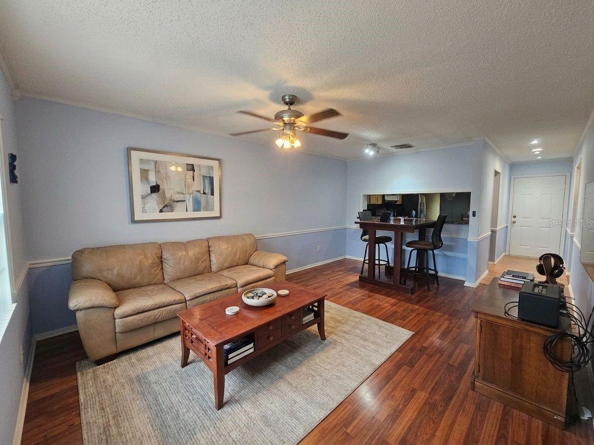BAY OAKS CONDO - Residential