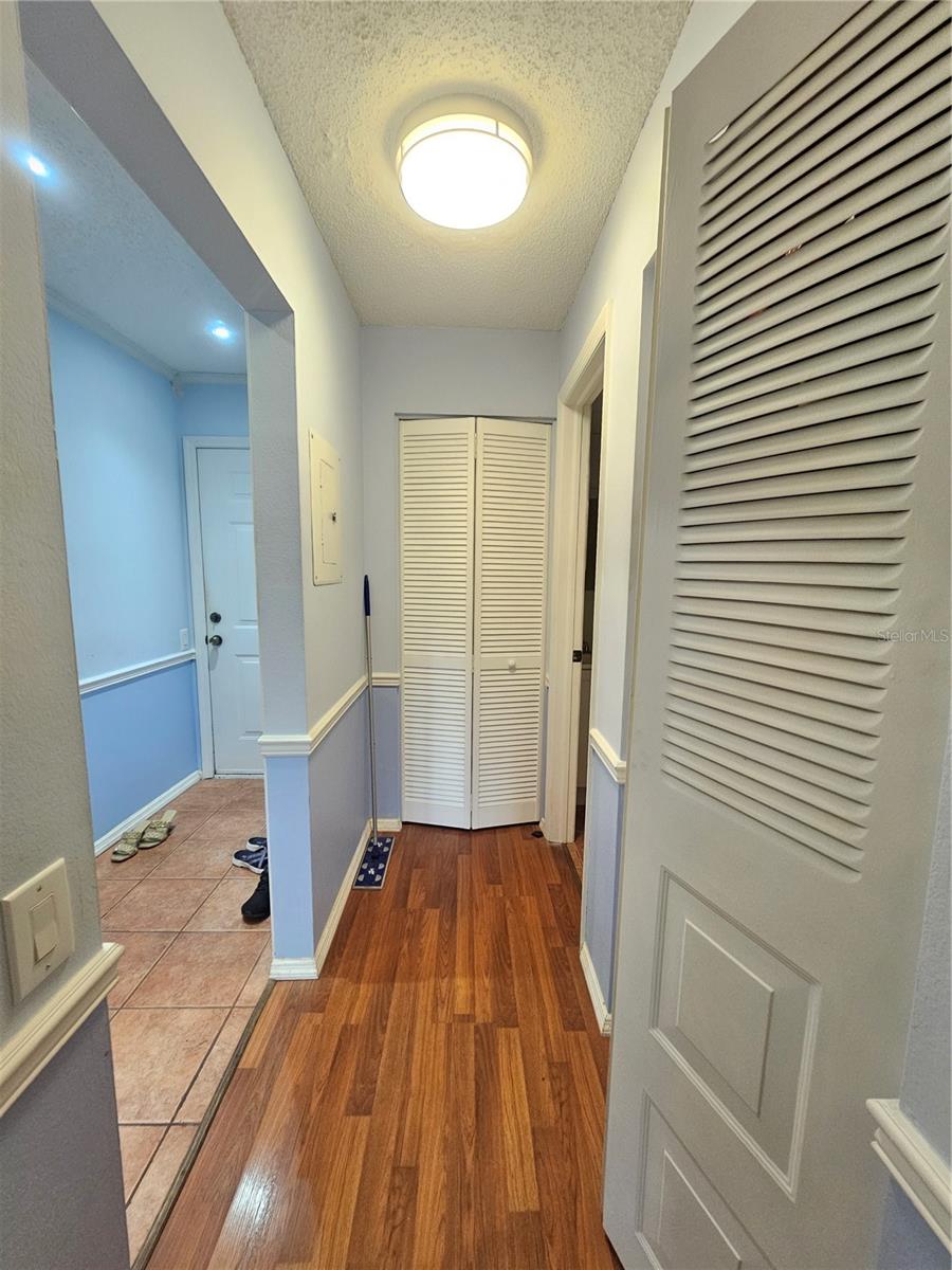 BAY OAKS CONDO - Residential