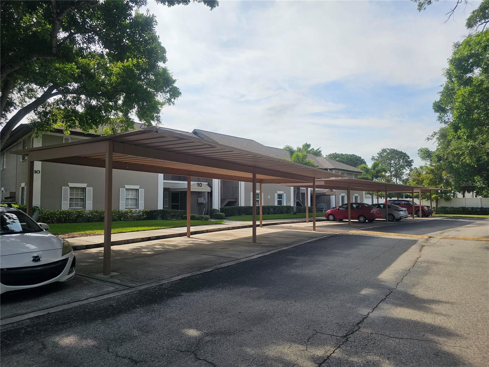 5265 E BAY DRIVE 1013
