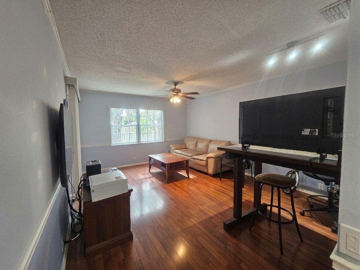 BAY OAKS CONDO - Residential