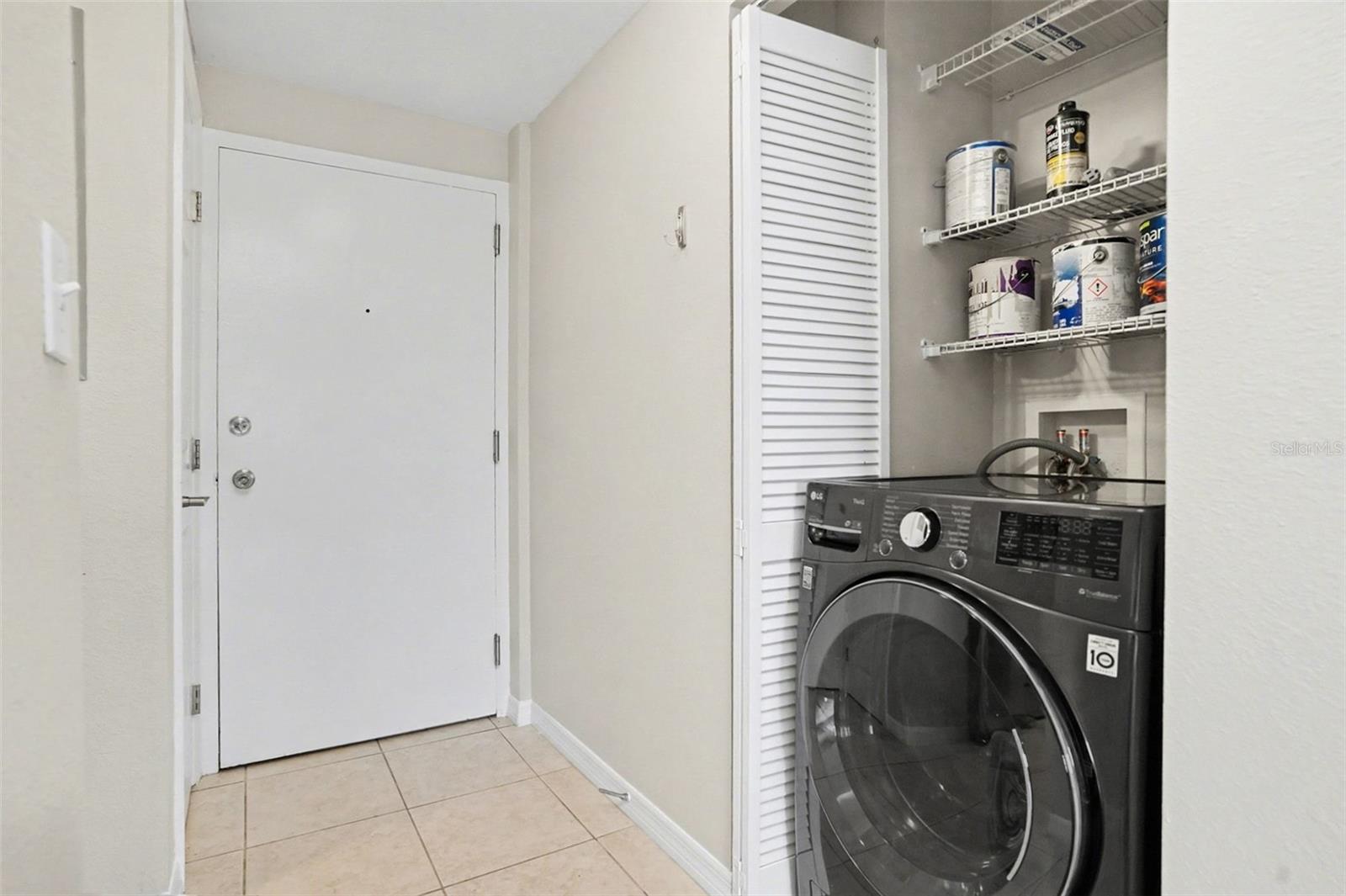 HYDE PARK TOWERS A CONDO - Residential