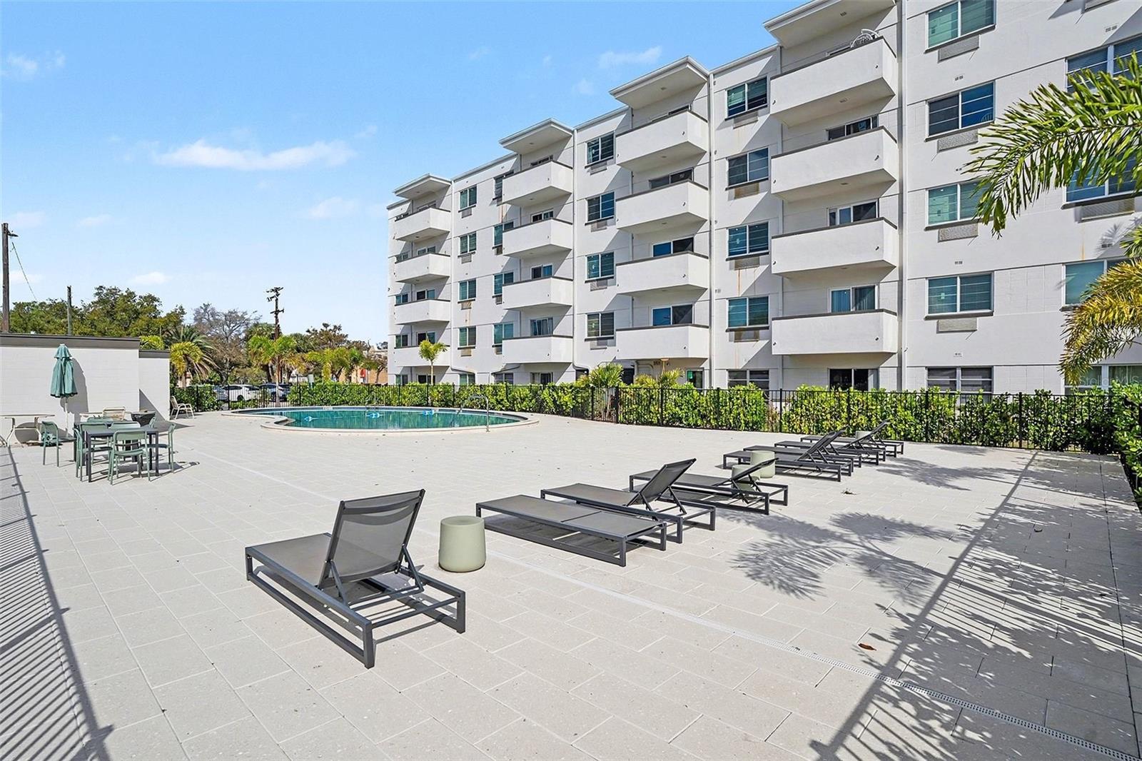 HYDE PARK TOWERS A CONDO - Residential