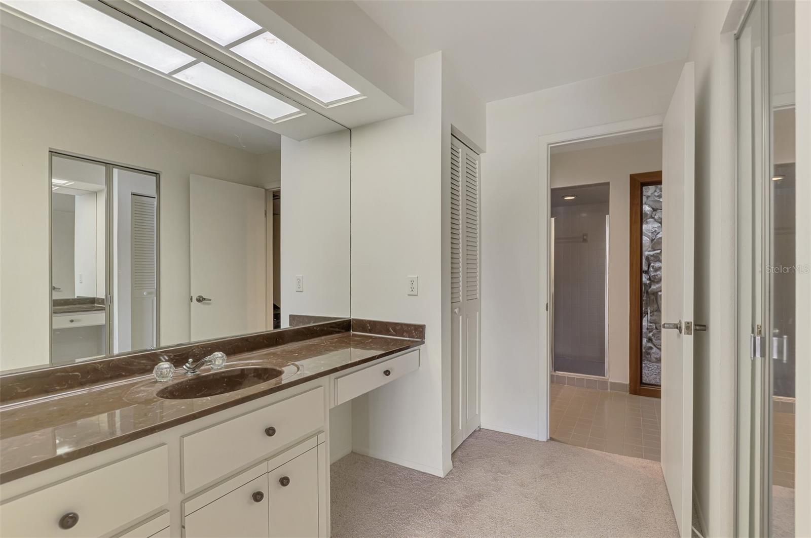 BENT TREE VILLAGE - Residential