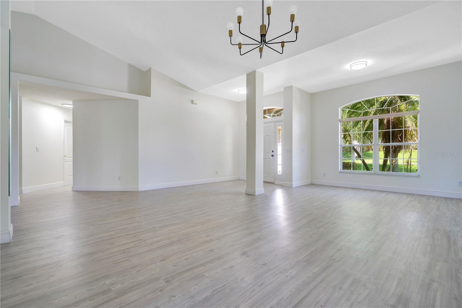 1375 WILLOW WIND DRIVE