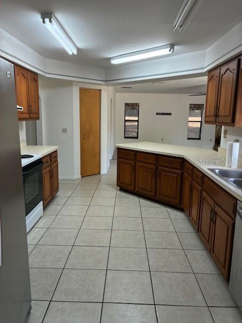 RAINBOW LAKES ESTATE - Residential