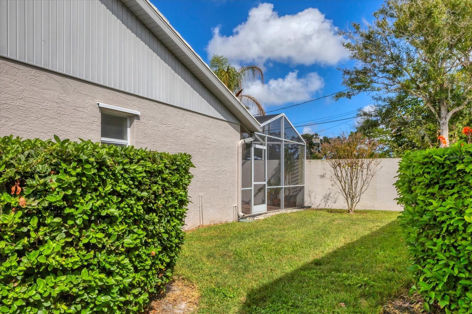 CRESTWOOD VILLAGE OF SARA 4 & 5 - Residential